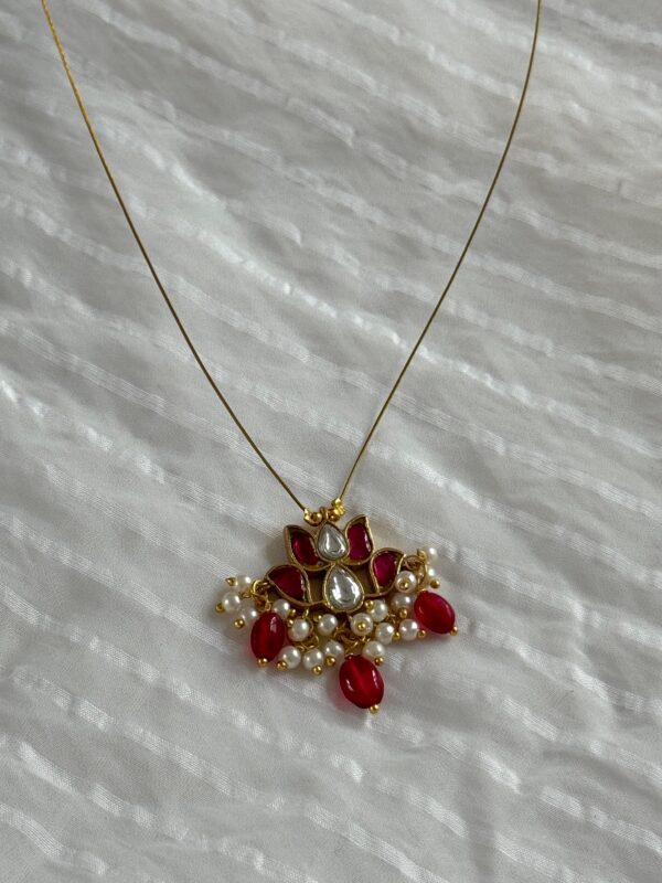 Invisible Lotus Chain - Image 3
